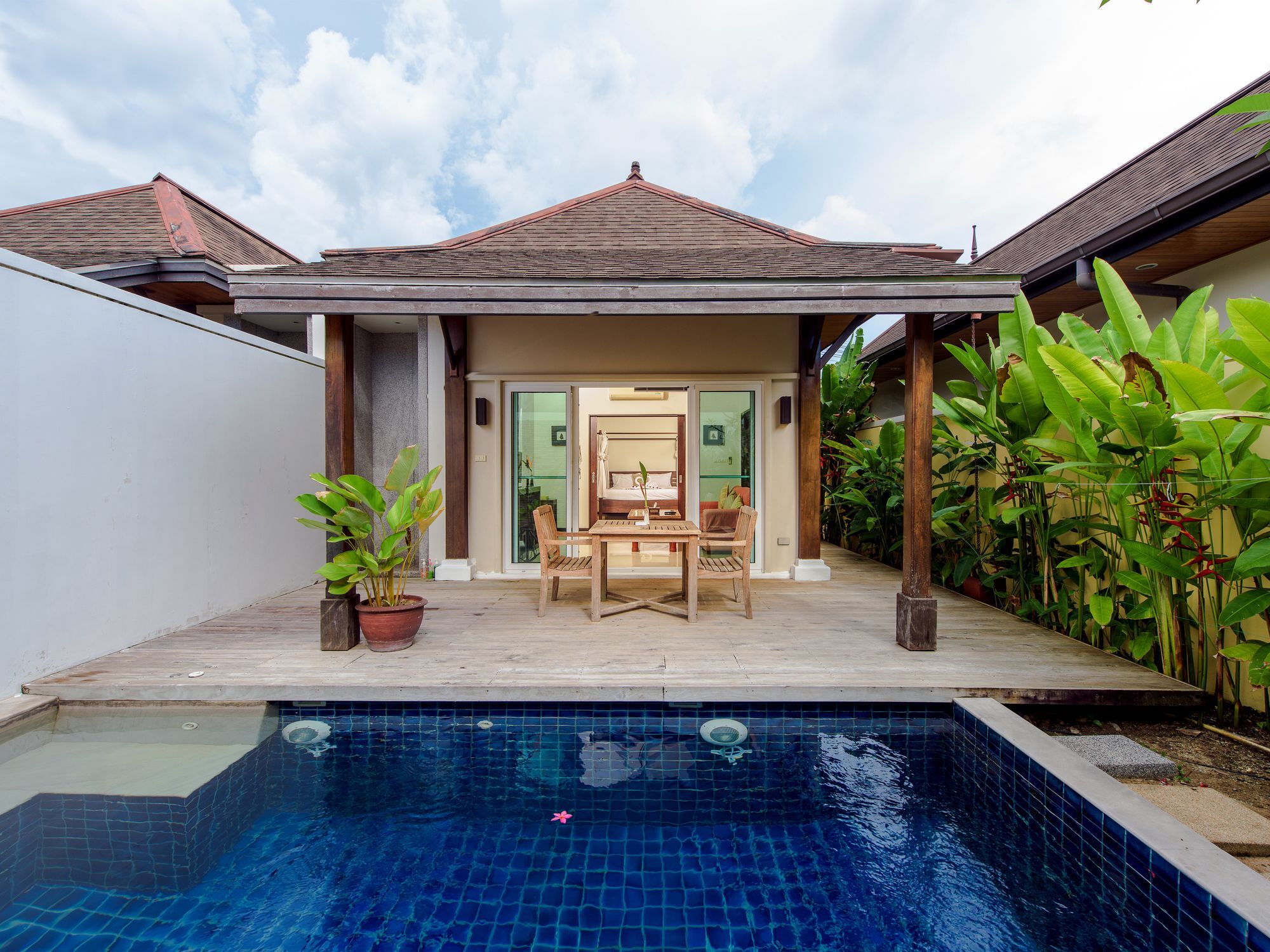 Tiara Villa Phuket Exterior photo